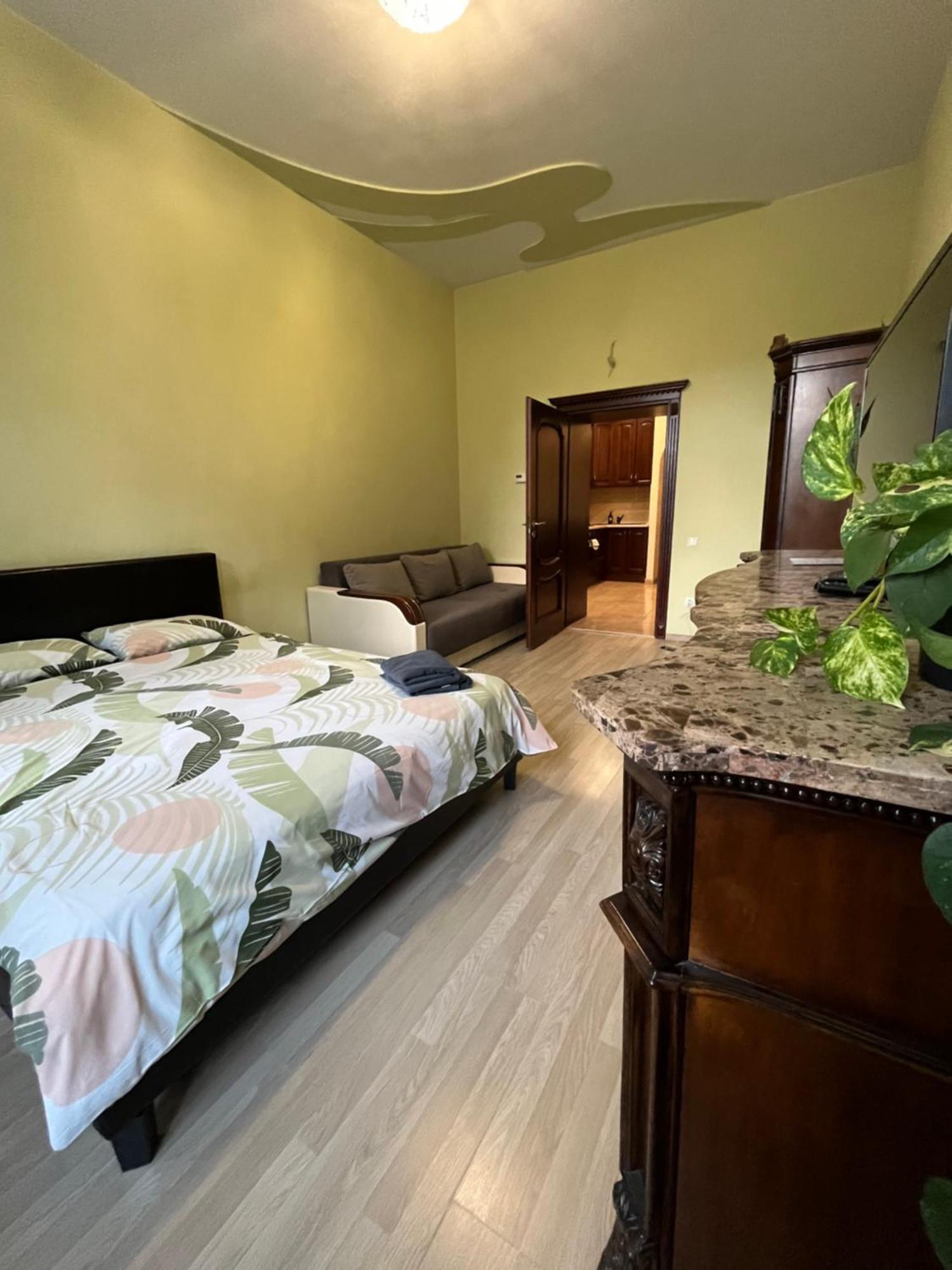 Medova Apartments Lviv Bagian luar foto