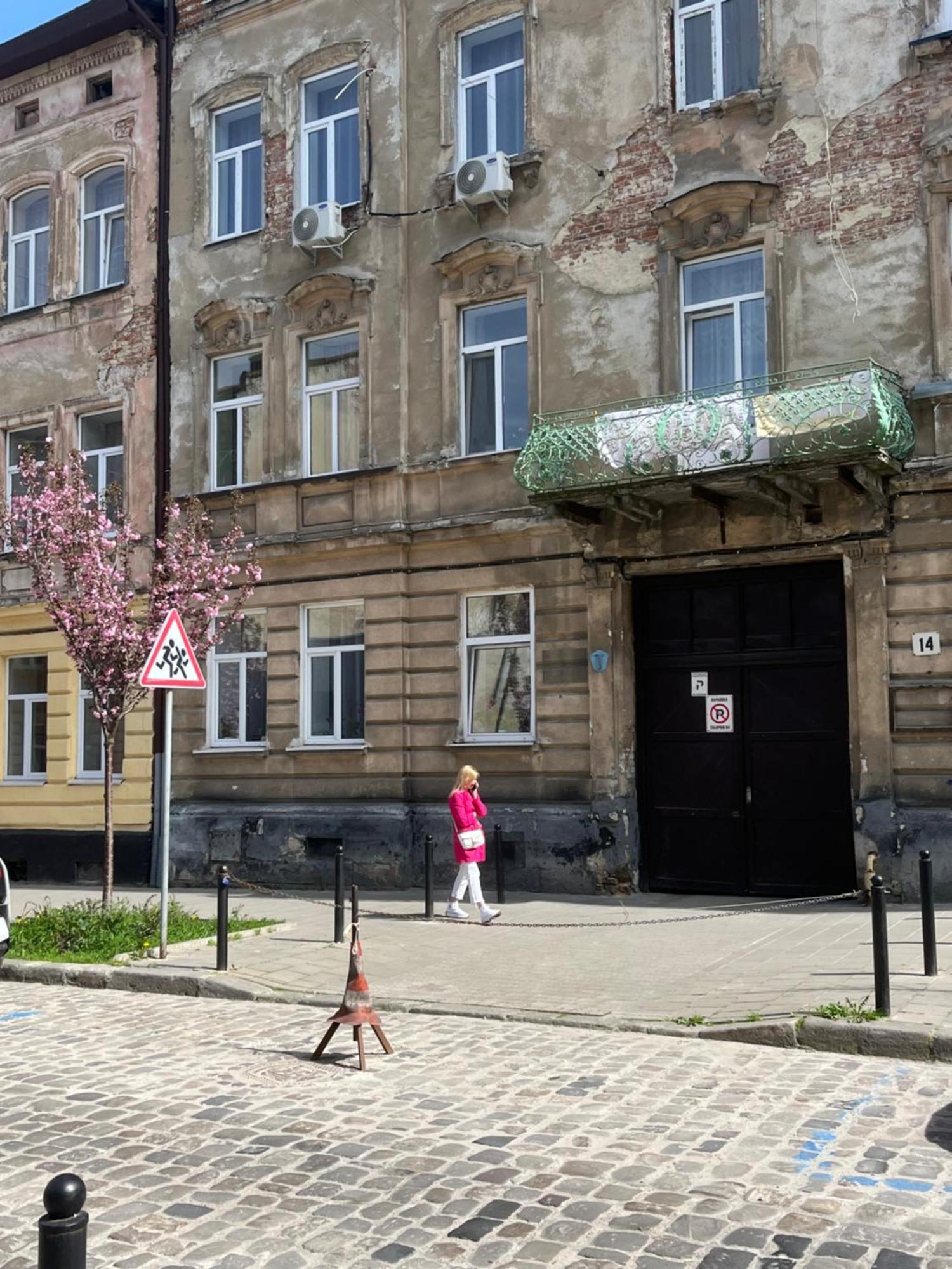 Medova Apartments Lviv Bagian luar foto